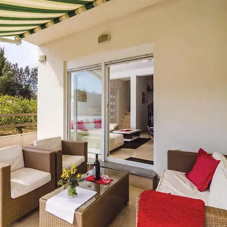 Casa de Férias Two-bedroom In *