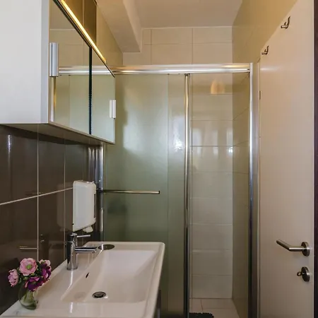 Two-bedroom In Opuzen