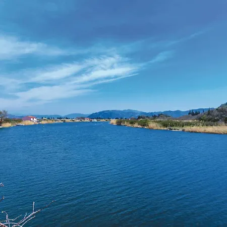 Two-bedroom In 別荘 *